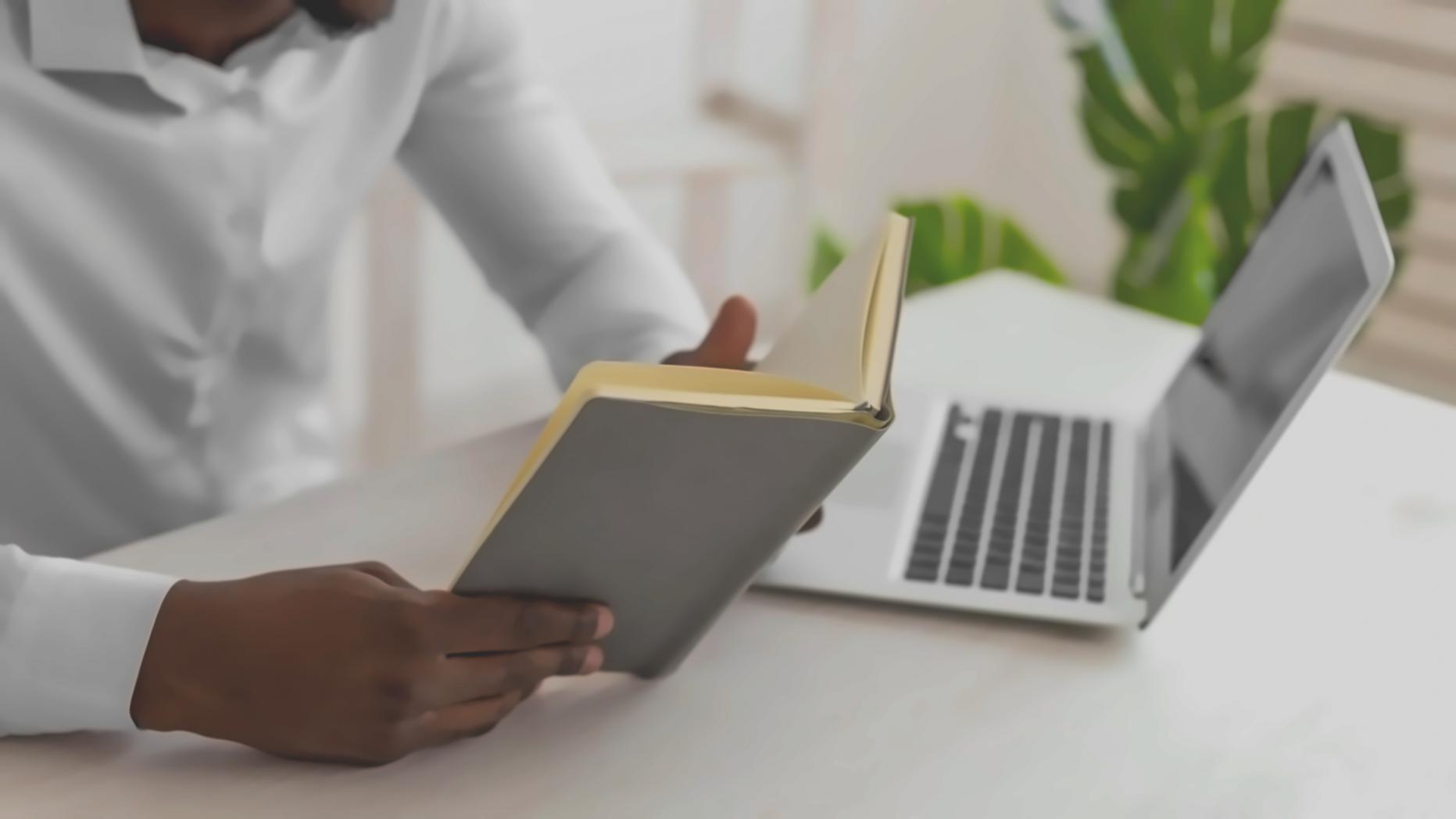 Market analysis and data visualization workspace